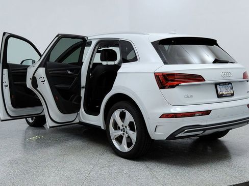 Used 2021 Audi Q5 Prestige w/ Prestige Package image 10