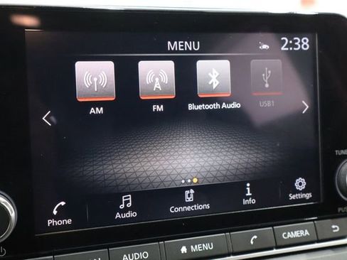 Used 2024 Nissan Rogue SV image 37