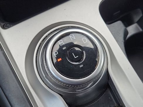 Used 2021 Ford Explorer XLT RWD image 25