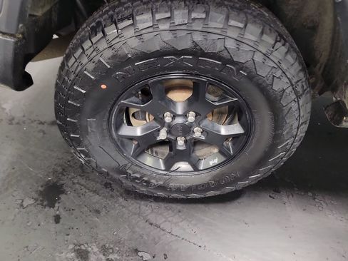Used 2021 Jeep Wrangler Sport AWD/4WD image 11