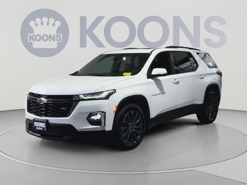 Used 2023 Chevrolet Traverse RS AWD/4WD image 5