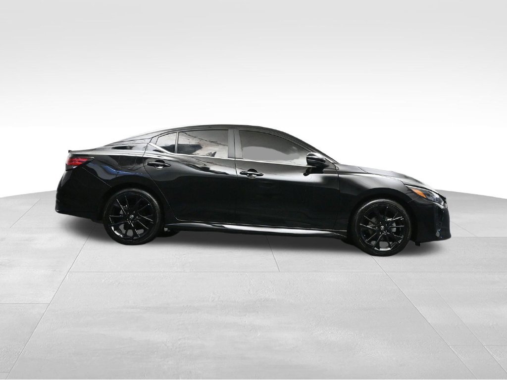 Used 2025 Nissan Sentra SR w/ Midnight Edition FWD image 26
