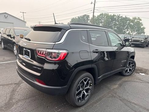 Used 2026 Jeep Compass Limited w/ Sun, Sound & Navigation Group AWD/4WD image 4