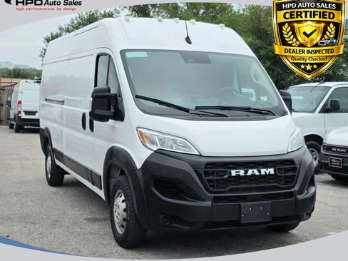 Used 2023 RAM ProMaster 2500 FWD image 1