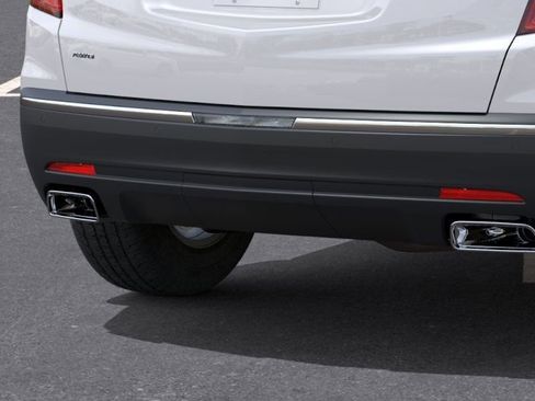 New 2025 Cadillac XT5 Luxury image 16
