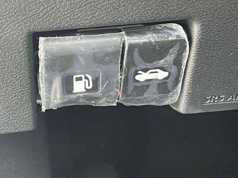 New 2025 Nissan Kicks Play S image 17