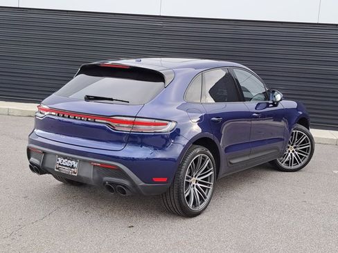 Certified 2025 Porsche Macan AWD/4WD image 7