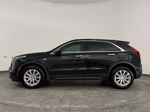 Used 2021 Cadillac XT4 Luxury FWD image 2