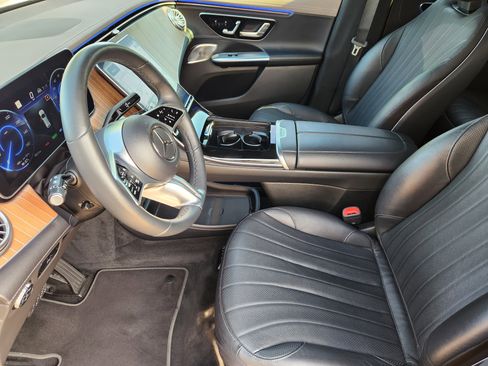 Used 2023 Mercedes-Benz EQE 350+ SUV image 13