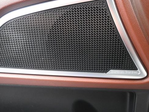 Certified 2025 Kia Telluride SX Prestige AWD/4WD image 11