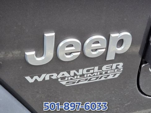 Used 2018 Jeep Wrangler Unlimited Sport S AWD/4WD image 6