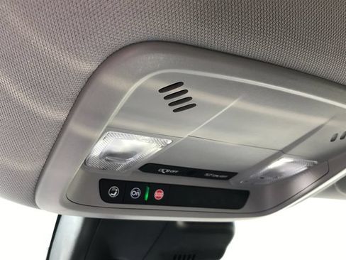 Used 2023 Chevrolet Malibu LT FWD image 11