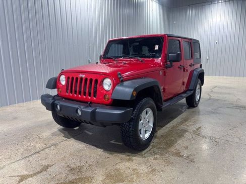 Used 2012 Jeep Wrangler Unlimited Sport image 1