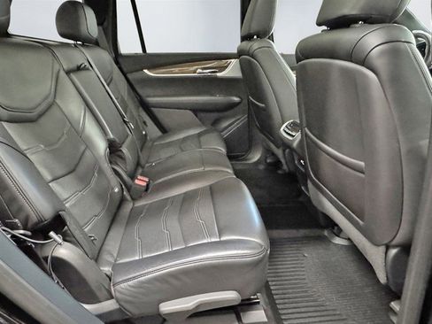 Used 2020 Cadillac XT6 Premium Luxury w/ Platinum Package AWD/4WD image 31