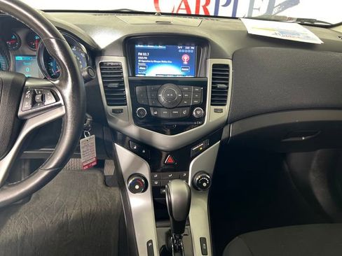 Used 2014 Chevrolet Cruze LT w/ RS Package image 17