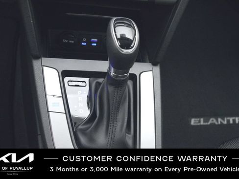 Used 2018 Hyundai Elantra SE w/ SE Connectivity Package 04 FWD image 24