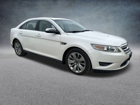 Used 2010 Ford Taurus Limited image 8