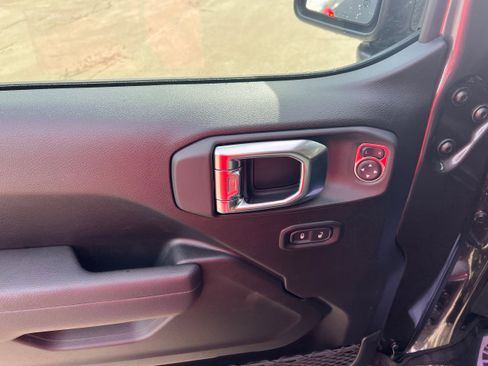 New 2025 Jeep Wrangler Unlimited Sport image 11