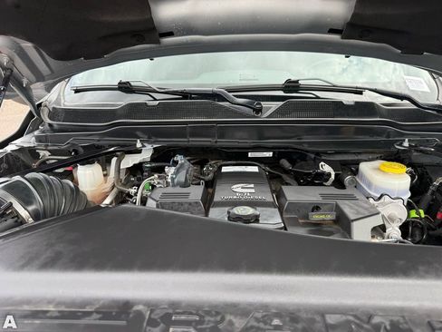 Used 2023 RAM 2500 Laramie image 32