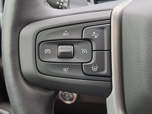 Used 2025 GMC Sierra 1500 Denali AWD/4WD image 17