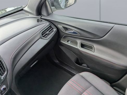 Used 2024 Chevrolet Equinox RS FWD image 18