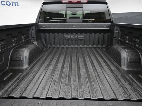 New 2026 GMC Sierra 1500 AT4 w/ AT4 Premium Package image 10