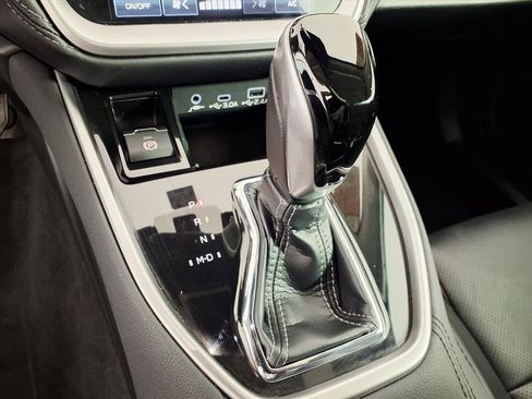 Certified 2023 Subaru Outback Limited image 22