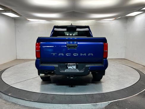 Used 2025 Toyota Tacoma SR5 image 4