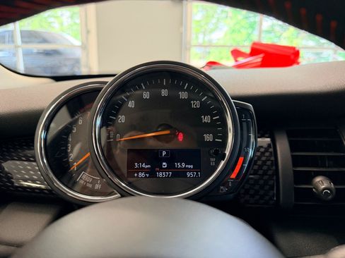 Used 2019 MINI Cooper S FWD image 29