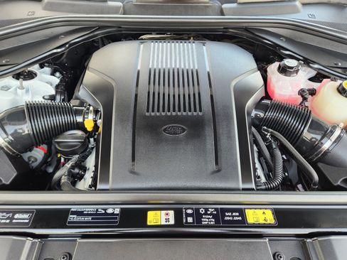 New 2026 Land Rover Range Rover Long Wheelbase Autobiography image 27