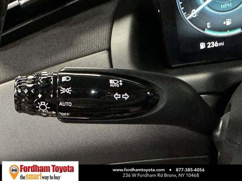 Used 2023 Hyundai Tucson Limited AWD/4WD image 38