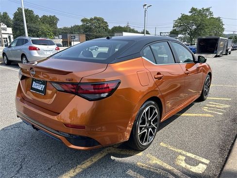Used 2024 Nissan Sentra SR image 8