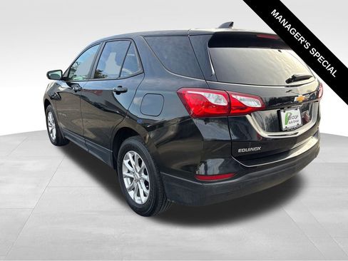 Used 2020 Chevrolet Equinox LS w/ LS Convenience Package AWD/4WD image 9