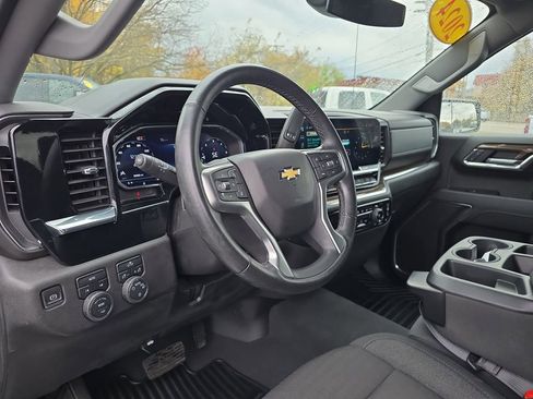 Certified 2024 Chevrolet Silverado 1500 LT image 20