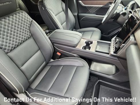 New 2026 GMC Acadia Denali w/ Super Cruise Package FWD image 10