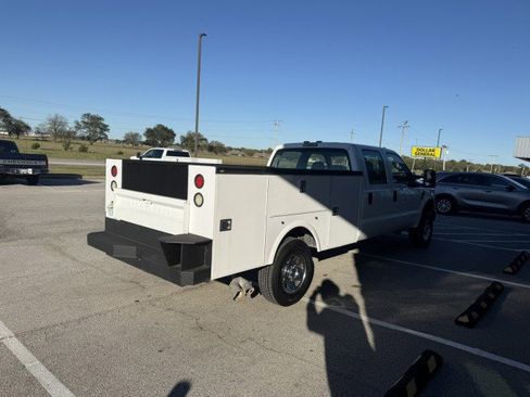 Used 2008 Ford F350 XL AWD/4WD image 2