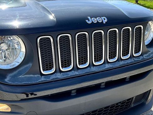 Used 2018 Jeep Renegade Sport w/ Power & Air Group FWD image 31