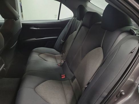 Used 2022 Toyota Camry LE FWD image 29