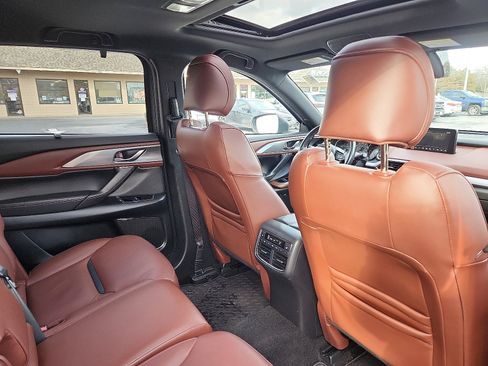 Used 2018 MAZDA CX-9 Signature image 30