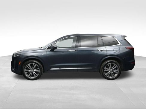 Used 2020 Cadillac XT6 Premium Luxury AWD/4WD image 2