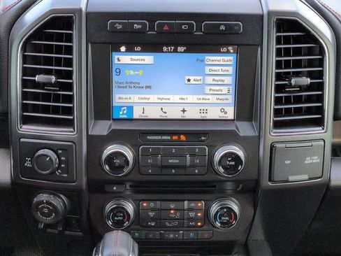 Used 2018 Ford F150 Lariat w/ Equipment Group 502A Luxury AWD/4WD image 18