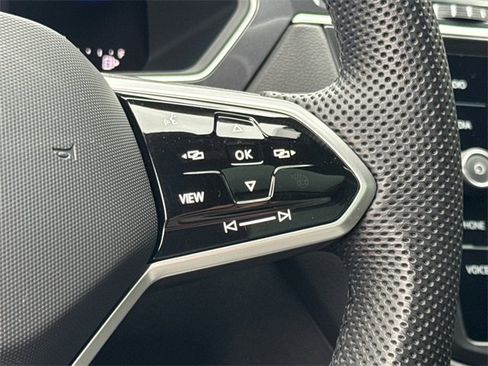Certified 2024 Volkswagen Tiguan SE R-Line image 26