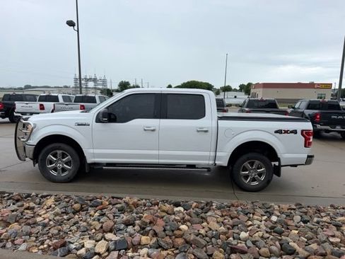 Used 2020 Ford F150 XLT w/ Equipment Group 302A Luxury AWD/4WD image 4
