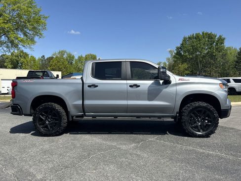 Used 2025 Chevrolet Silverado 1500 LT Trail Boss w/ LT Trail Boss Premium Package image 11