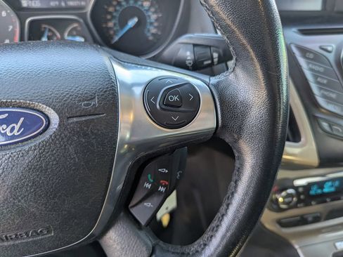 Used 2012 Ford Focus SEL image 17