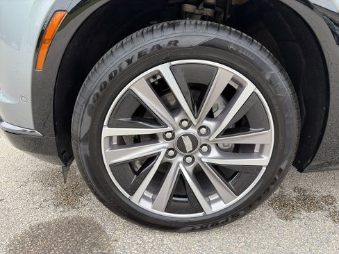 Certified 2026 Cadillac Vistiq Sport w/ LPO, Floor Liner Package AWD/4WD image 7
