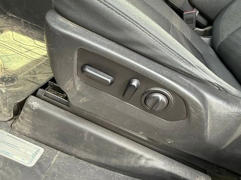 Used 2020 Chevrolet Silverado 1500 LT w/ All-Star Edition image 12