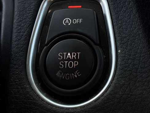 Used 2013 BMW 328i xDrive Sedan AWD/4WD image 21