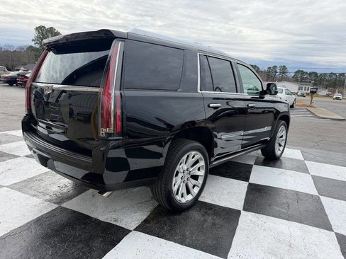 Used 2015 Cadillac Escalade Premium image 5