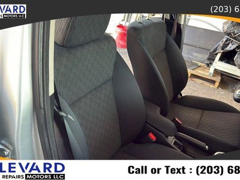 Used 2015 Honda Fit LX image 37